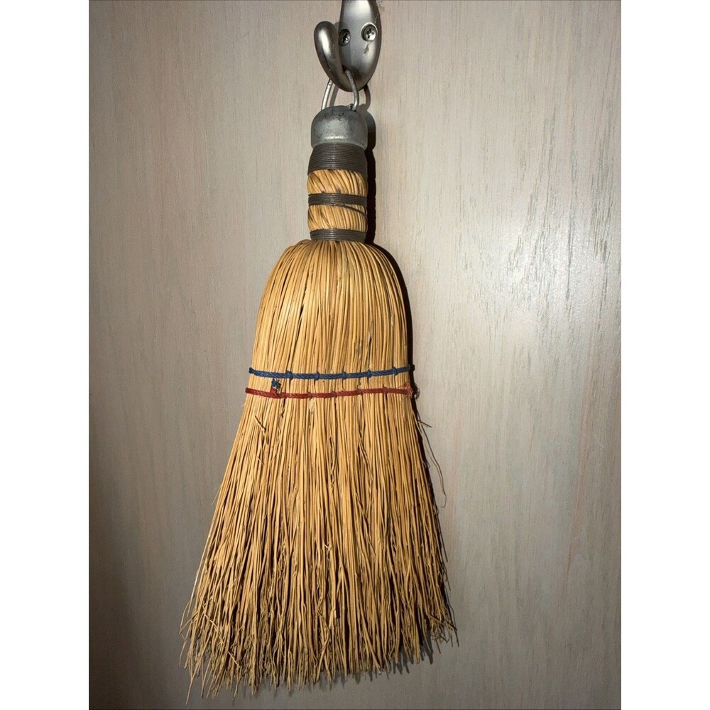 Primitive Old 1930's 5x10” Farmhouse Cottage Antique Straw Wisk Whisk Hand Broom - Picture 5 of 5